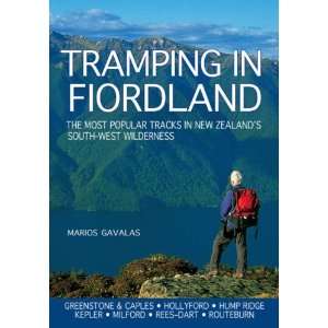  - 100601524_-com-tramping-in-fiordland-9781869661533-gavalas-marios-