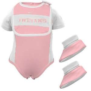  Nike Cleveland Indians White & Pink Newborn 3 piece 