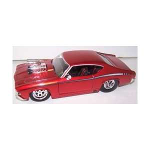   with Blown Engine 1969 Chevy Chevelle Ss in Color Red: Toys & Games