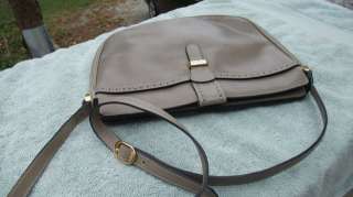 Beaut Auth FERRAGAMO Gray Leather Shoulder Bag Mint  