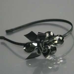   ) Black Alice Band with glass stone bow / Headband (4082 6): Beauty
