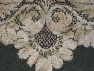 Antique ladies tan lace head wrap cover or corner lace  
