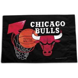 Bulls Dan River NBA Standard Pillowcase:  Sports & Outdoors