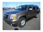 2011 GMC Yukon XL 2500 SLT 4X4 Navigation DVD Sunroof Heat & Cool 