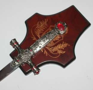   WIZARD Godric GRYFFINDOR SWORD with Wood PLAQUE 32 Long New  