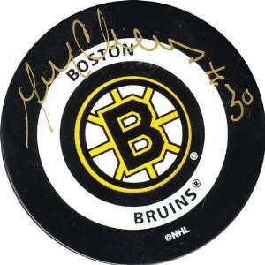   Pond Boston Bruins Gerry Cheevers Autographed Puck: Sports & Outdoors