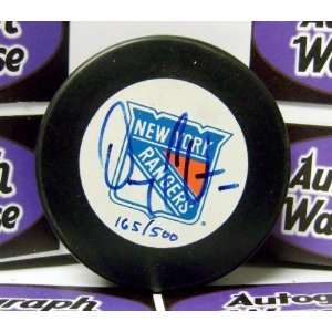  Dan Cloutier Autographed Hockey Puck (New York Rangers 