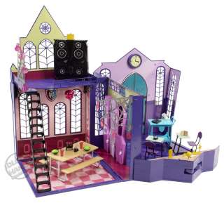 MONSTER HIGH NOT YET RELEASED HIGH SCHOOL PLAYSET NEW PRE ORDER  