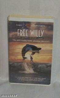 Warner Bros. Family Entertainment Free Willy 1993 VHS  
