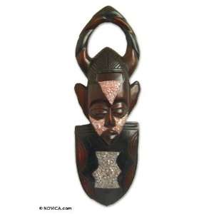  Ghanaian wood mask, Strength