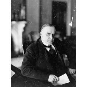  1898 photo William McKinley, half length portrait, seated 