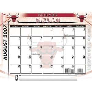  Chicago Bulls 2007 08 22 x 17 Academic Desk Calendar 
