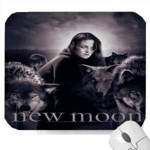  Bella with Wolves   New Moon Twilight Saga   Computer 