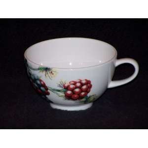   Eden Fruits Breakfast Cup Only Blackberry: Kitchen & Dining