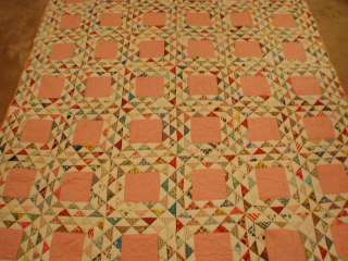 ELEGANT IOWA GRANDMOTHER MADE VINTAGE HANDMADE TRIANGLE SQUARE QUILT 