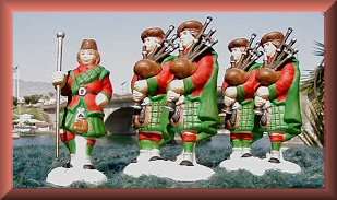 Ten Pipers Piping Dept 56 D56 12 Days Dickens Christmas  