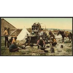   Round up,grub pile,chuck wagons,outdoor,food,CO,c1898: Home & Kitchen