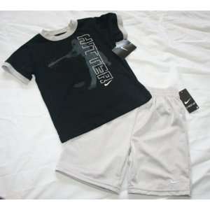 Nike Hitter Boys 2 Piece Shirt/Shorts Set   Shirt/Pants Size 3T 