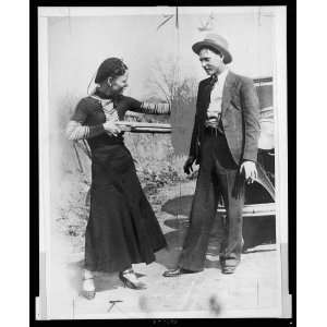   Slain outlaw and his girl; Bonnie Parker,Clyde Barrow