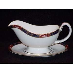Royal Worcester Prince Regent Gravy Boat With Tray   2 Pc  