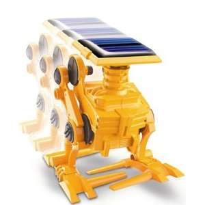  Uncle Milton   Solar Robots Toys & Games