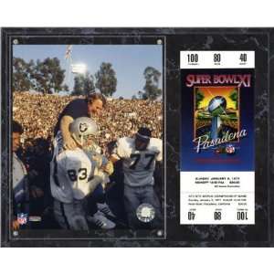  Mounted Memories Oakland Raiders Super Bowl XI John Madden 