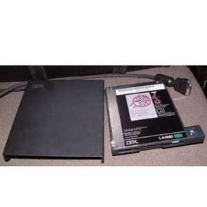 IBM 05K8805 600 EXT FLOPPY DRIVE CASE Electronics