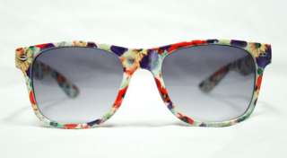 Retro 80s Flower Pattern Wayfarer Womens Sunglasses  