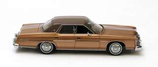 Ford LTD Brown over Gold 1973 (Neo Scale 143 / 44235)  