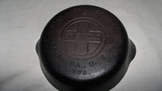 Vintage Griswold Cast Iron Fry Pan Skillet No 4 702 Large Block Logo 