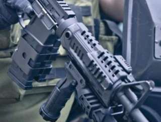   HandGuard M4S1 & 4 Rails For 7 Carbine Length Rifle M16 / M4 / AR15