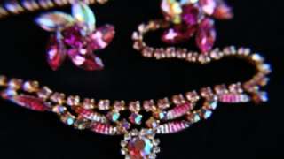FABULOUS AND FULL OF SPARKLE WEISS 3 PC PARURE NECKLACE, EARRINGS 