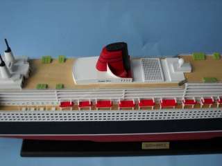 Queen Mary 2 Limited 40 w/LED LIGHTS Model Boat  