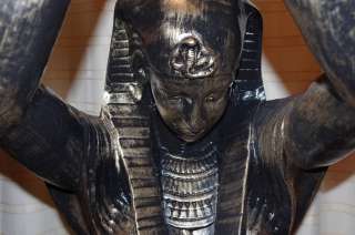 Ägyptische Sklavin mit Beleuchtung Pharao Schakal Sarkophag Ramses 