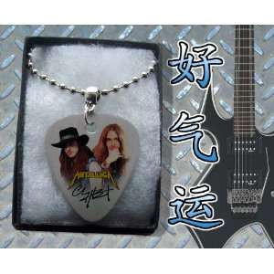  Metallica Cliff Burton Metal Guitar Pick Necklace Boxed 