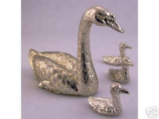 WONDERFUL MINIATURE STERLING SILVER SWAN FIGURINE AND BABY SWANS
