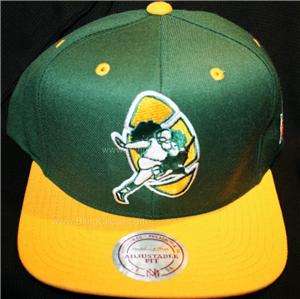 Mitchell & Ness Vintage Green Bay Packers Snapback Cap  