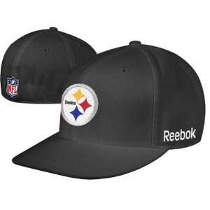 Reebok Pittsburgh Steelers Black Sideline Flat Bill Fitted Hat (7 3/8)