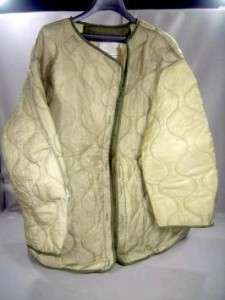 Extreme Cold Weather Parka Liner   Unissued Military  
