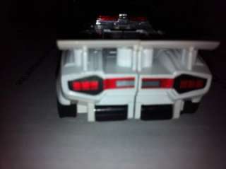 Transformers G1 Original Autobot ( Red Alert ) ** 100 % Complete 