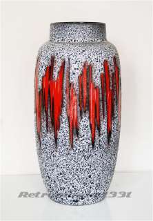Stunning big floor vase van Scheurich. Amazing fat lava glaze in black 